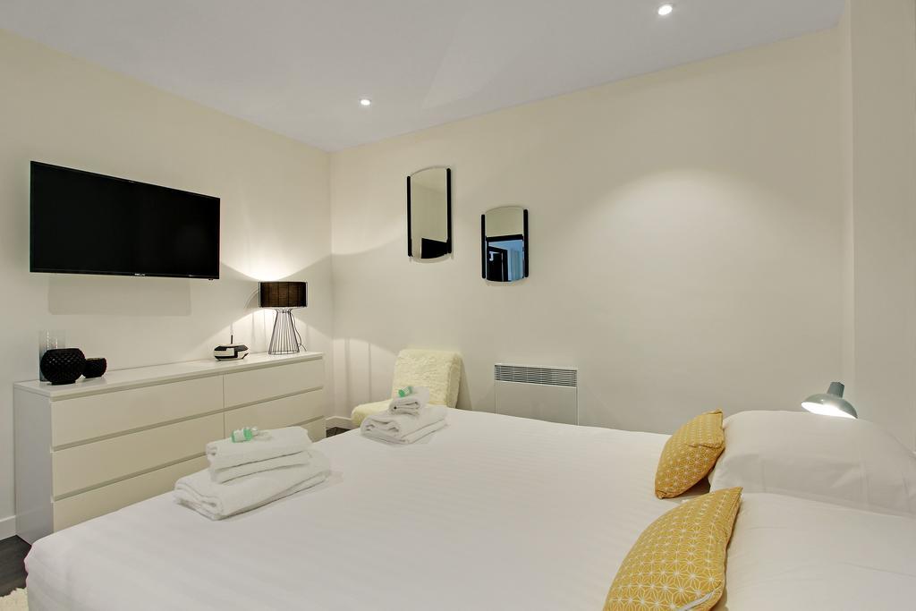 Canal Saint Martin Appartement Parijs